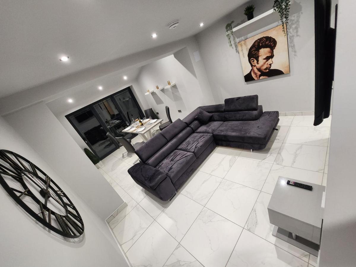 Billie Island Apartments Slaithwaite Buitenkant foto